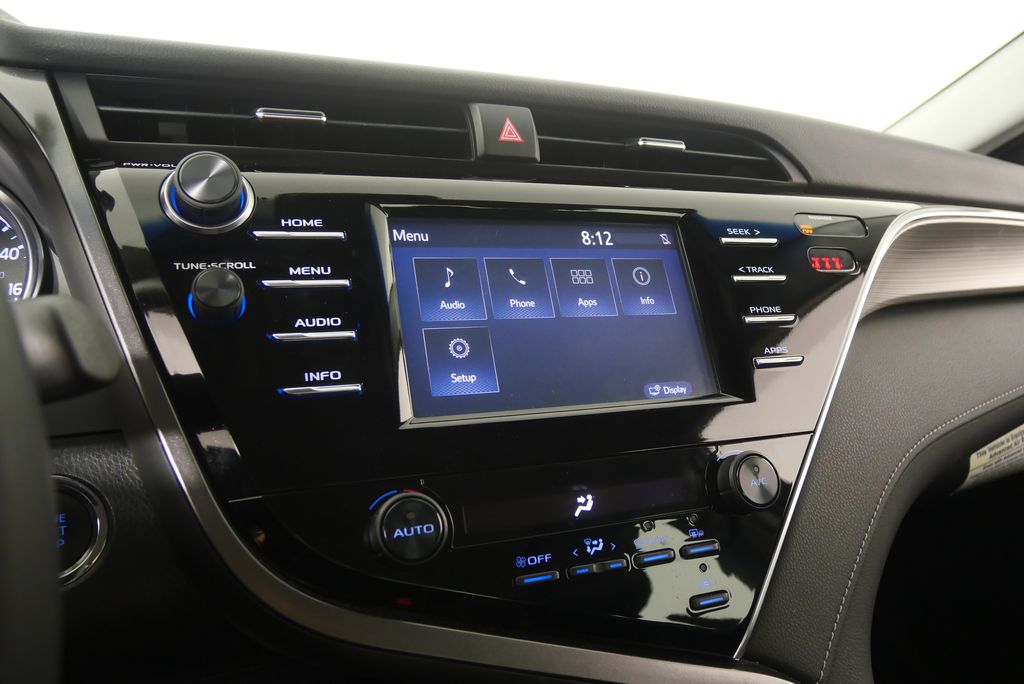 Thumbnail: 2018 Toyota Camry - 24