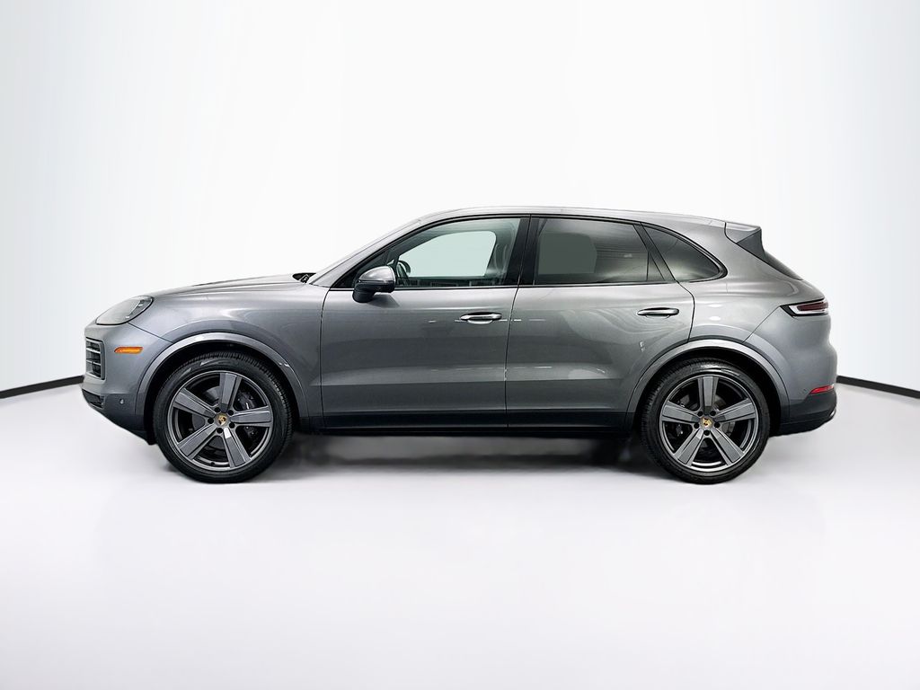 Thumbnail: 2024 Porsche Cayenne - 2