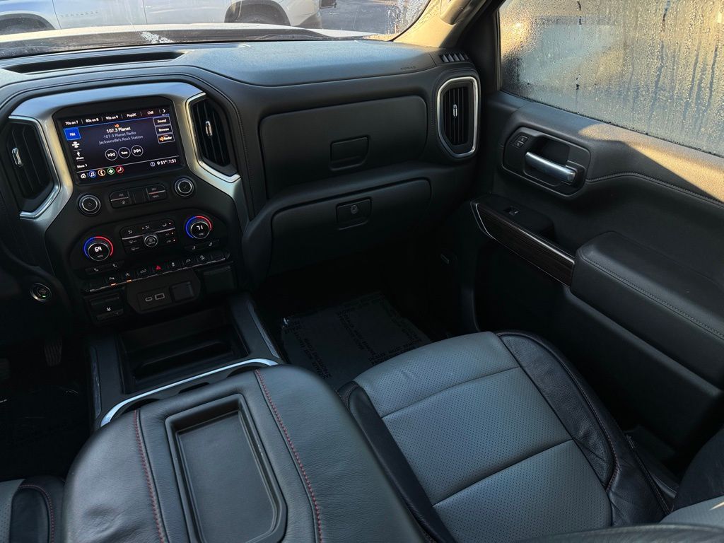 2020 Chevrolet Silverado 1500 RST 26