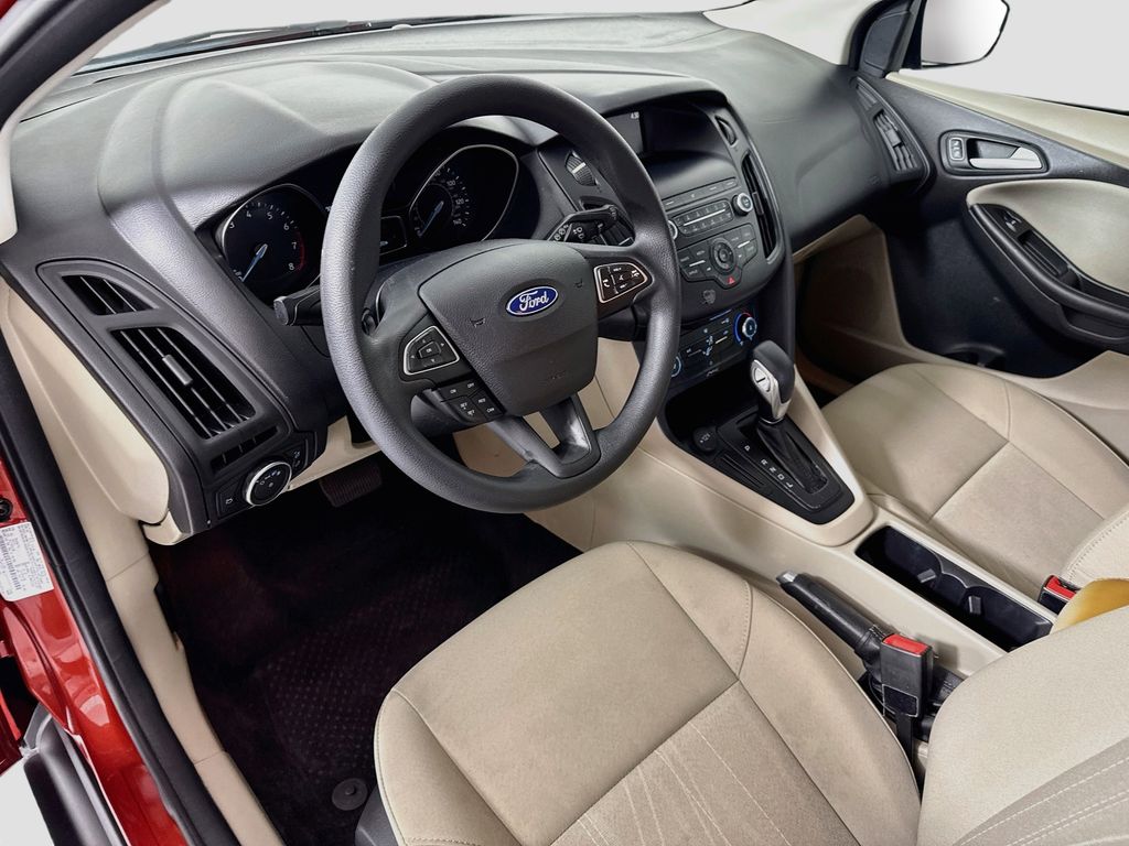 Thumbnail: 2018 Ford Focus - 9