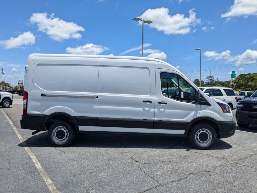 2025 Ford Transit 250