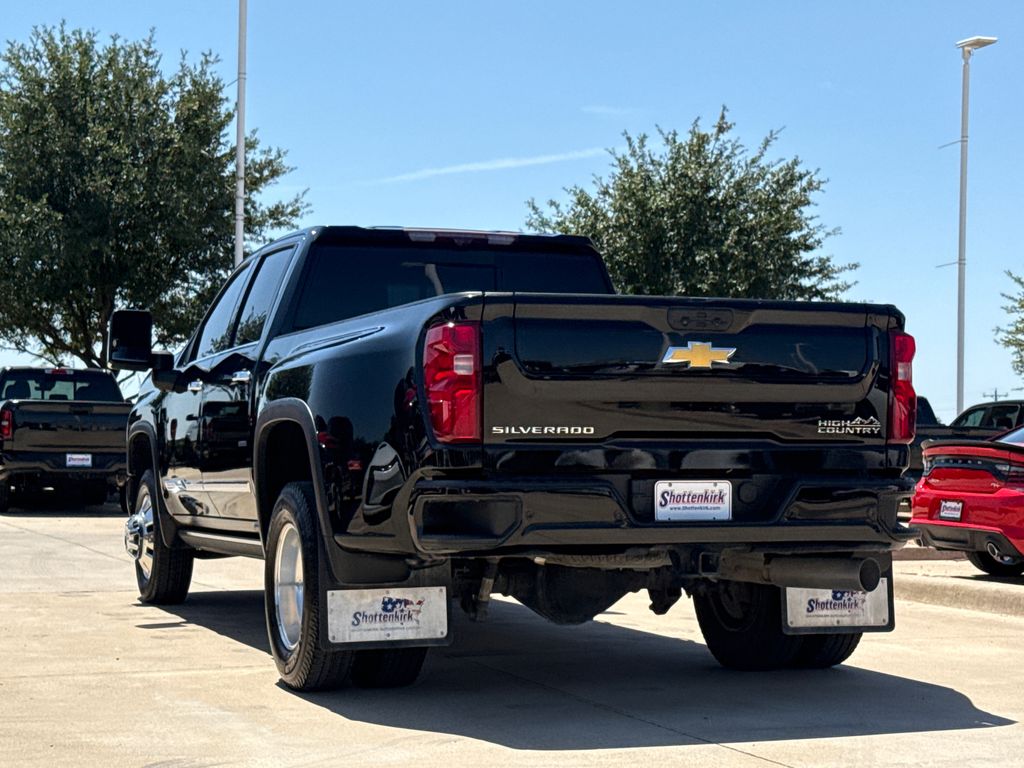 Used 2024 Chevrolet Silverado 3500HD Truck