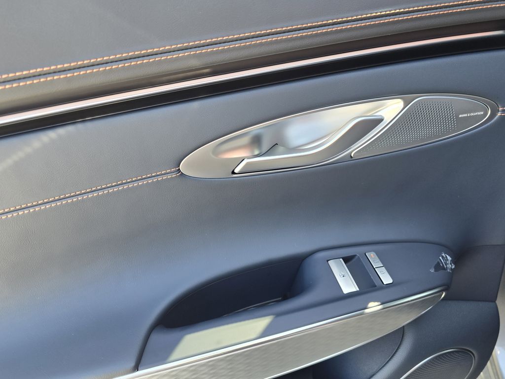 New 2026 Blue Genesis 2.5T Sport Prestige image 15