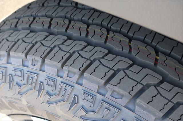 Thumbnail: 2026 Chevrolet Traverse - 12