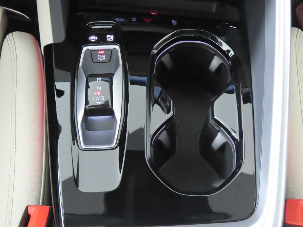 Thumbnail: 2025 Audi Q5 - 20