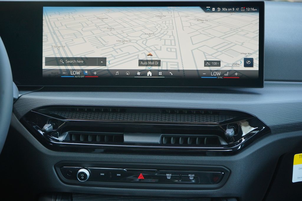 Thumbnail: 2026 BMW 4 Series - 15