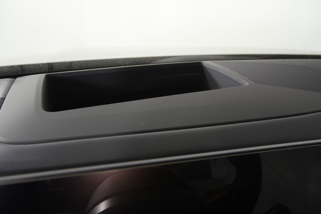 Thumbnail: 2026 BMW 5 Series - 20