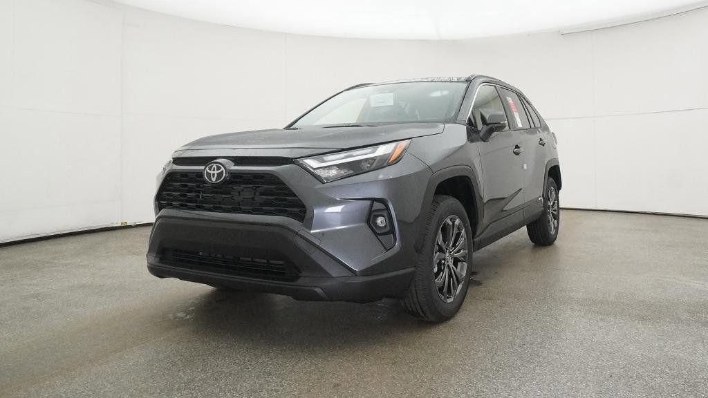 Thumbnail: 2025 Toyota RAV4 - 15