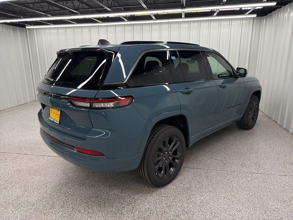 2026 Jeep Grand Cherokee Limited Reserve - 4