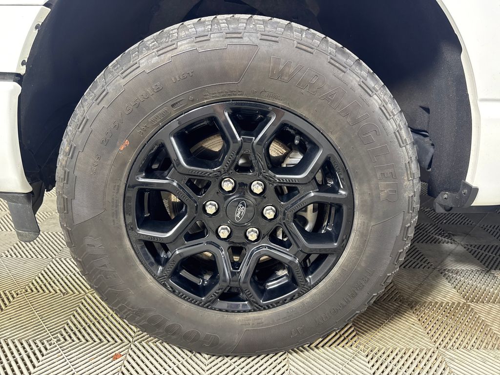 Certified Used 2024 White Ford XLT image 13