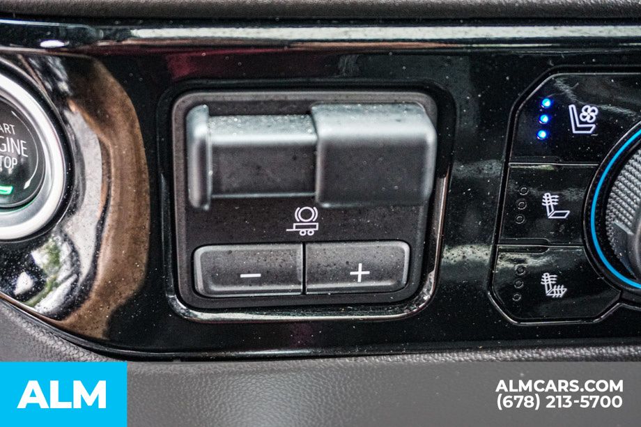 Used 2024 Blue Chevrolet High Country image 46
