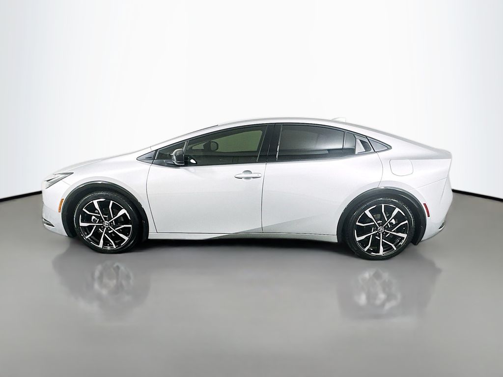 Thumbnail: 2025 Toyota Prius - 8