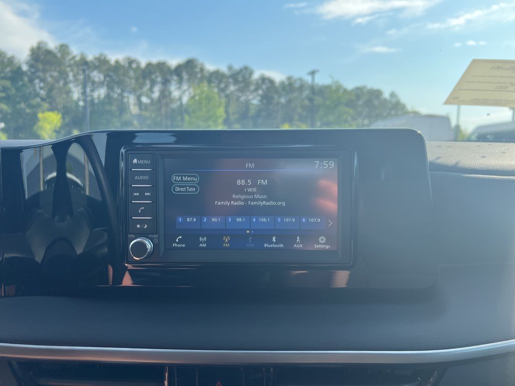 2025 Gun Metallic Nissan Kicks S FWD SUV