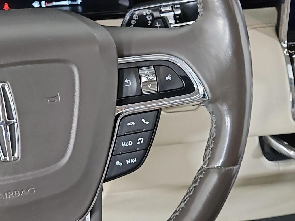 Thumbnail: 2018 Lincoln Navigator - 30