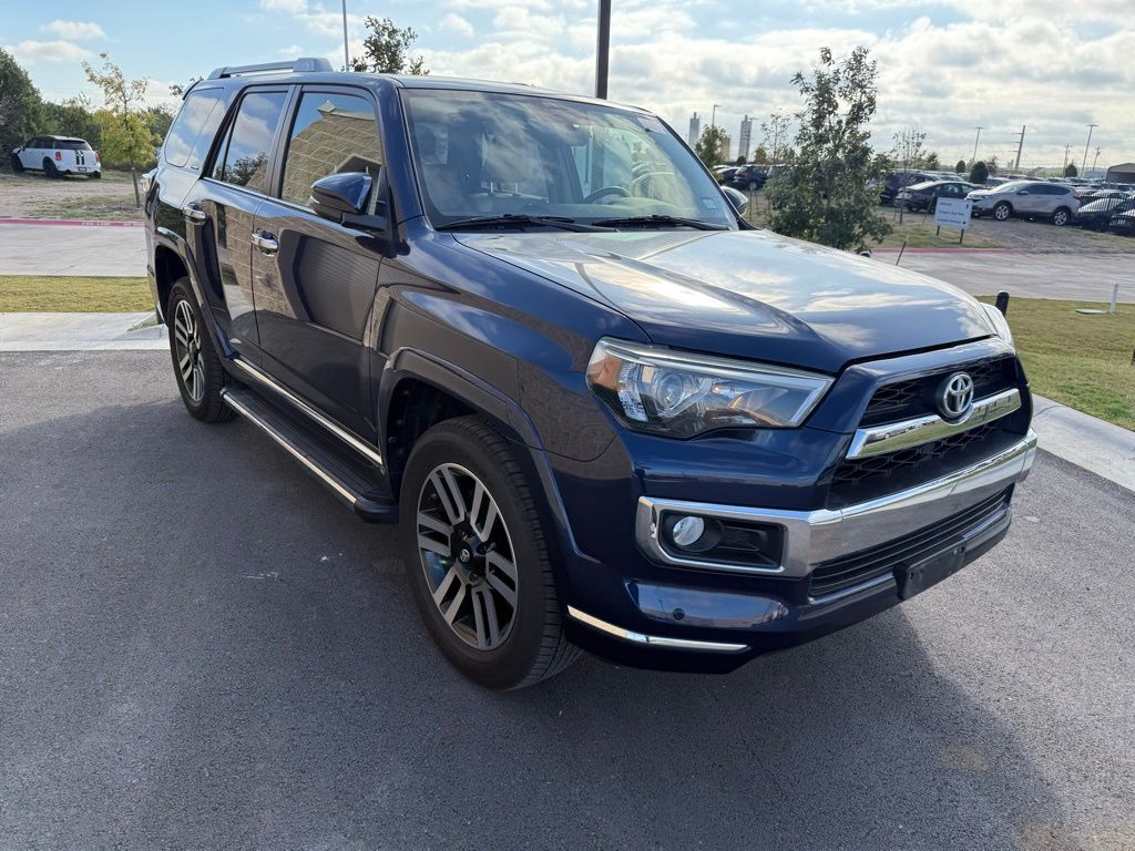 Thumbnail: 2018 Toyota 4Runner - 3