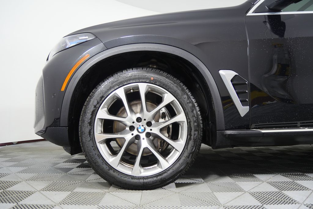 Thumbnail: 2024 BMW X5 - 7