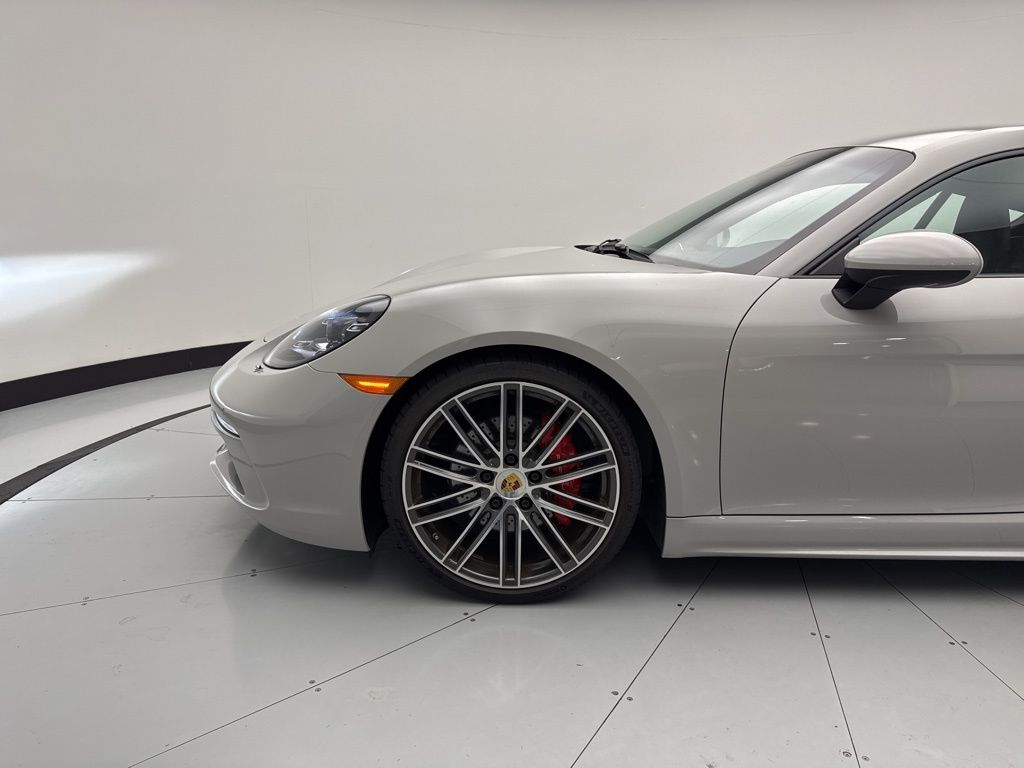 Thumbnail: 2022 Porsche 718 Cayman - 16