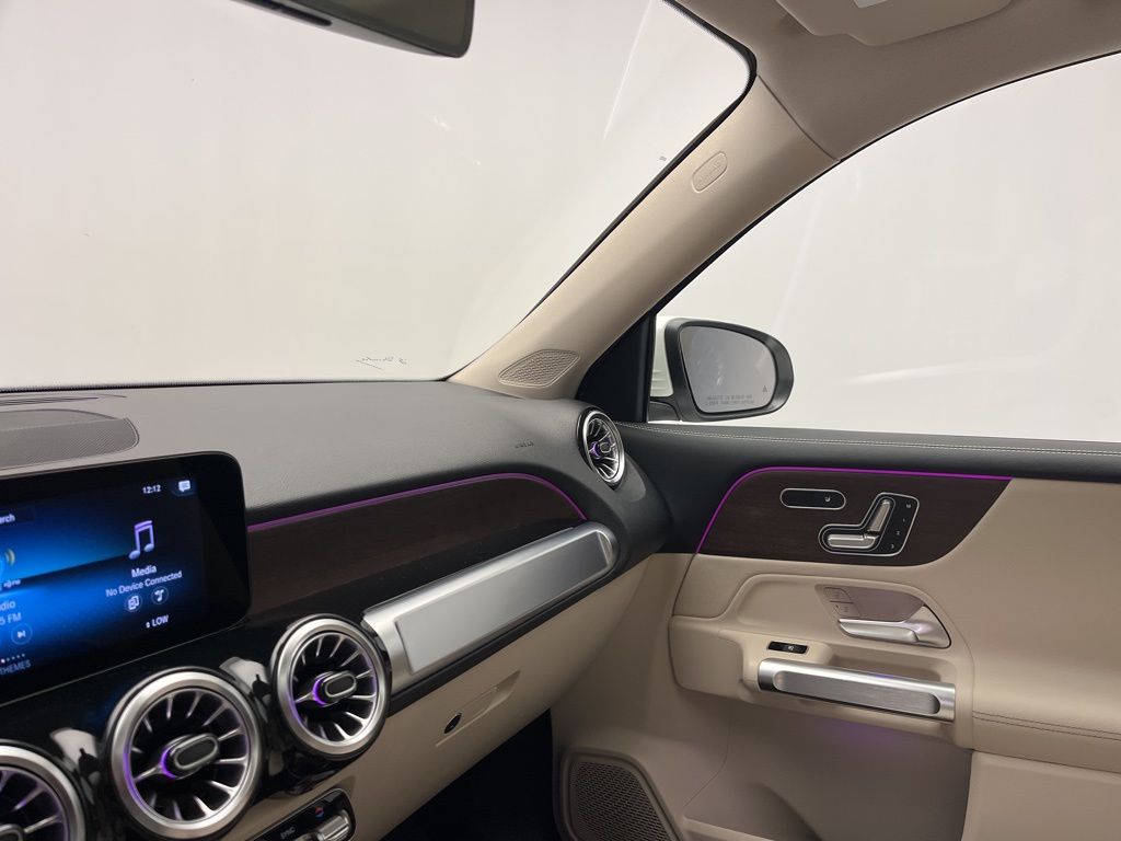 Thumbnail: 2023 Mercedes-Benz GLB - 23