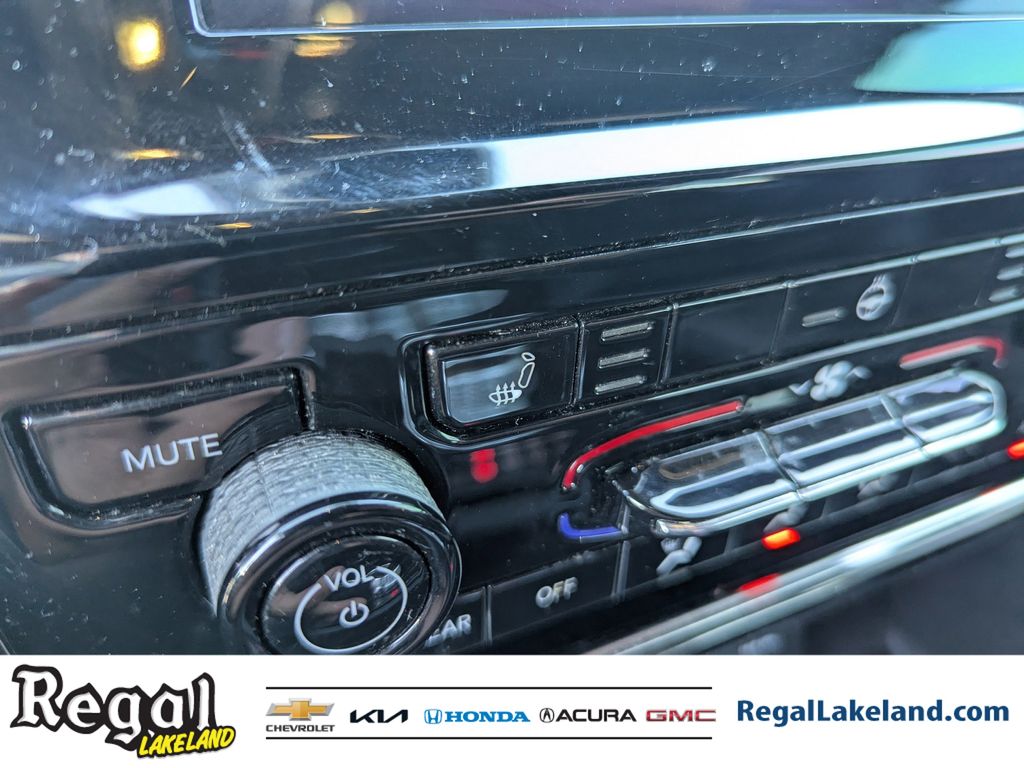 used 2022 Jeep Grand Cherokee car, priced at $27,692