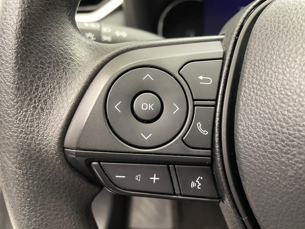 2024 Toyota RAV4 XLE 22