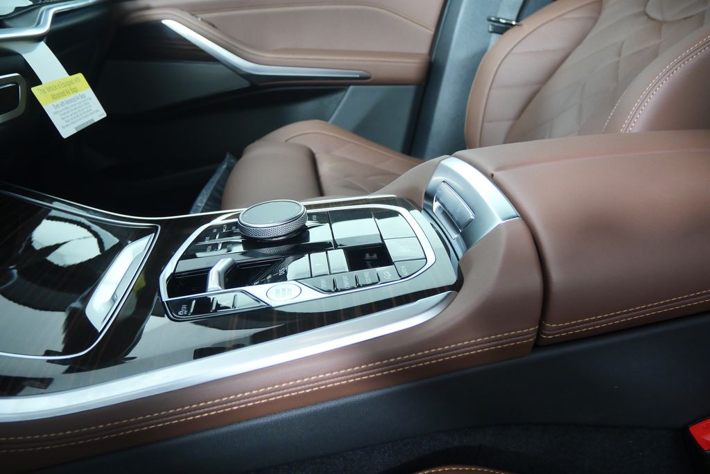 Thumbnail: 2026 BMW X5 - 22