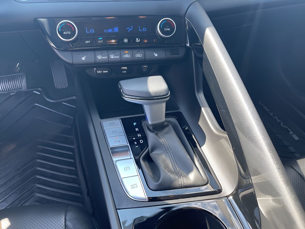 Used Car 2024 Hyundai Elantra  Limited For Sale Under $25,000 In Austin, Texas