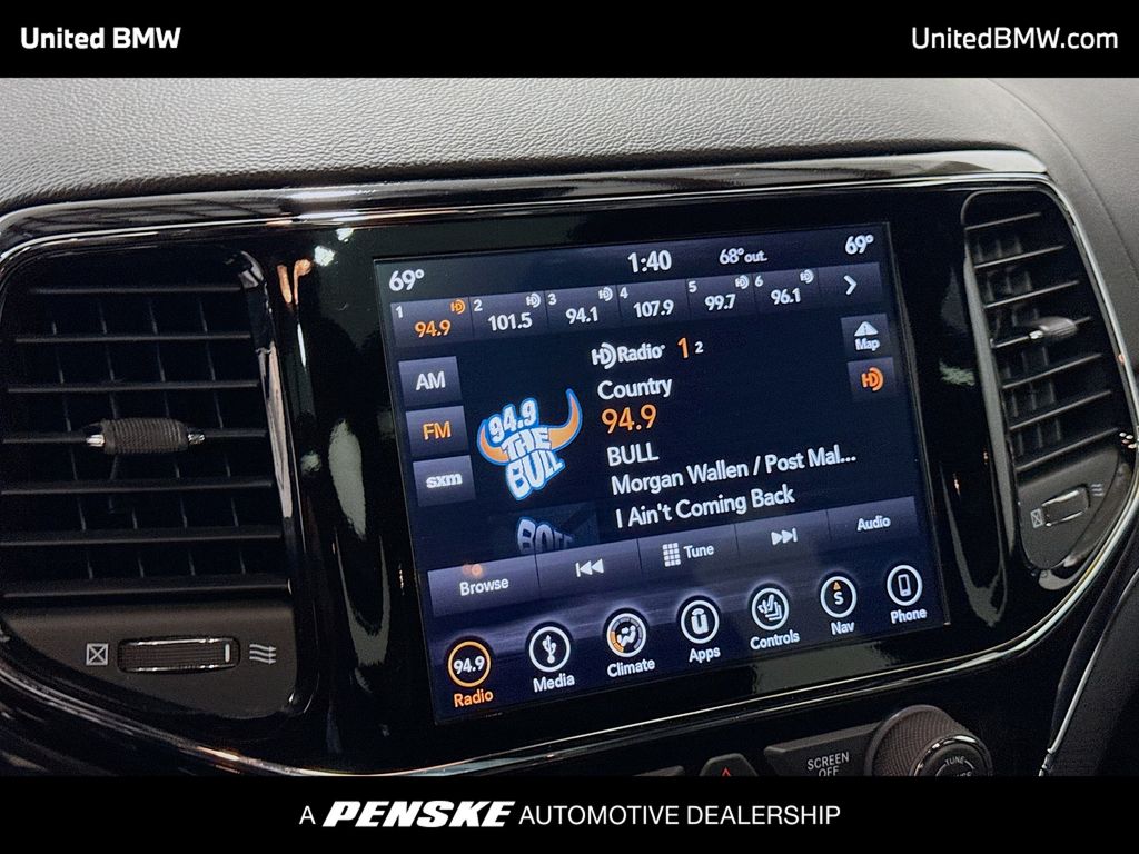 Thumbnail: 2019 Jeep Grand Cherokee - 10