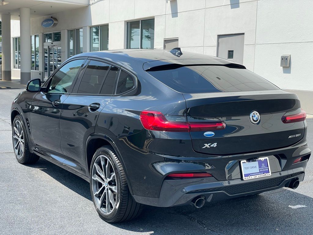 Thumbnail: 2021 BMW X4 - 4