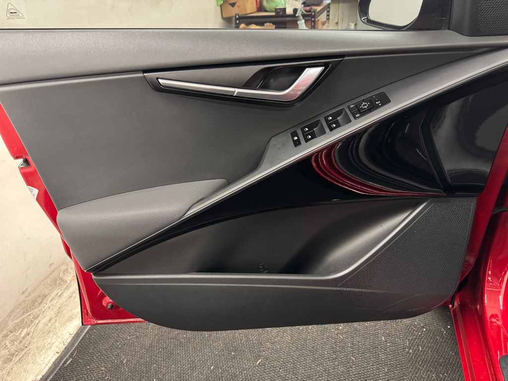 2023 Kia Niro EV Wind