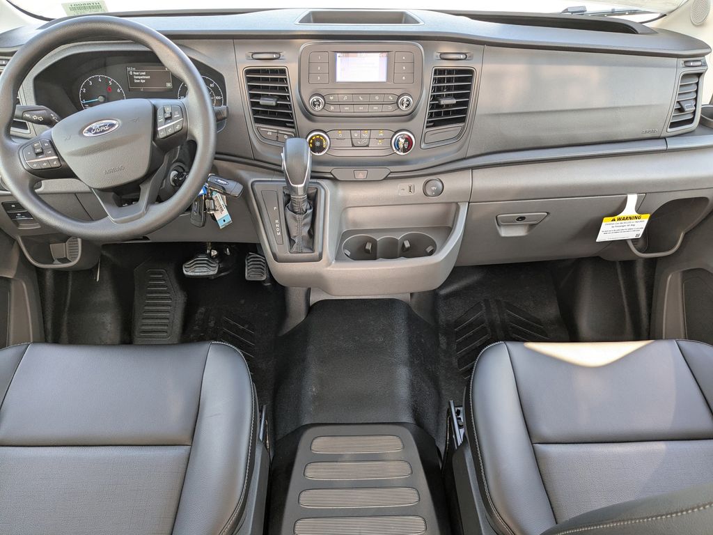 2025 Ford Transit 250