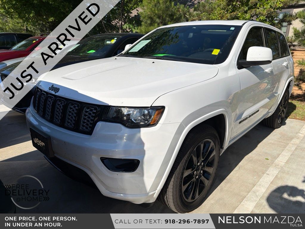 2019 Jeep Grand Cherokee Altitude 4WD's photo