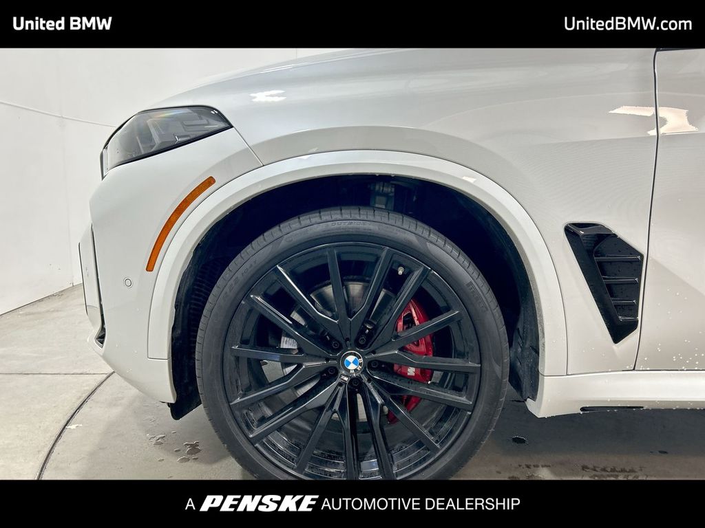 Thumbnail: 2024 BMW X5 - 10