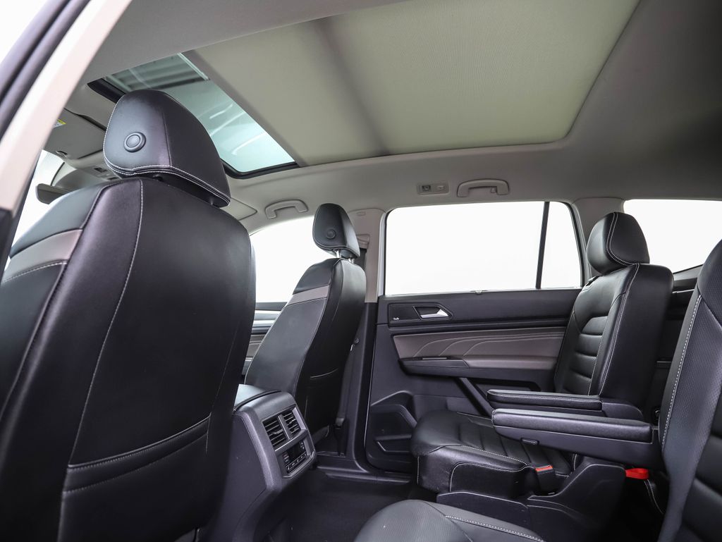 2022 Volkswagen Atlas SEL 19
