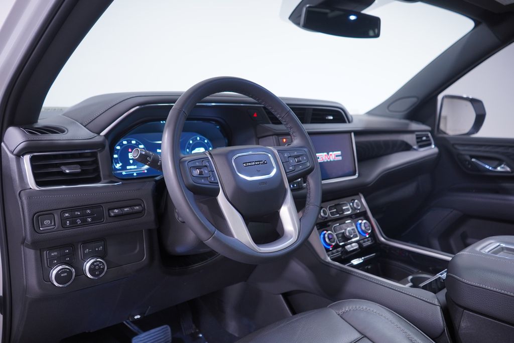 Thumbnail: 2023 GMC Yukon - 6