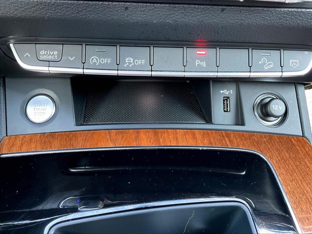 2023 Audi Q5 45 S line Premium Glacier White - Grieco Acura - Image 17