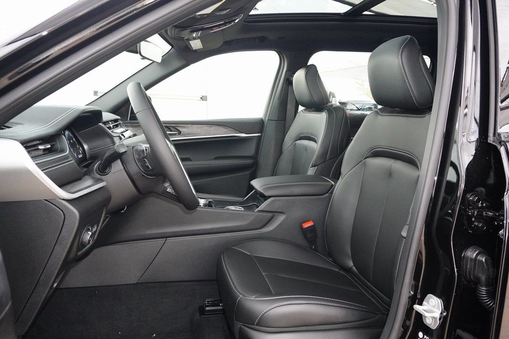 New Car 2025 Jeep Grand Cherokee L  Limited For Sale Under $50,000 In Weatherford, Texas