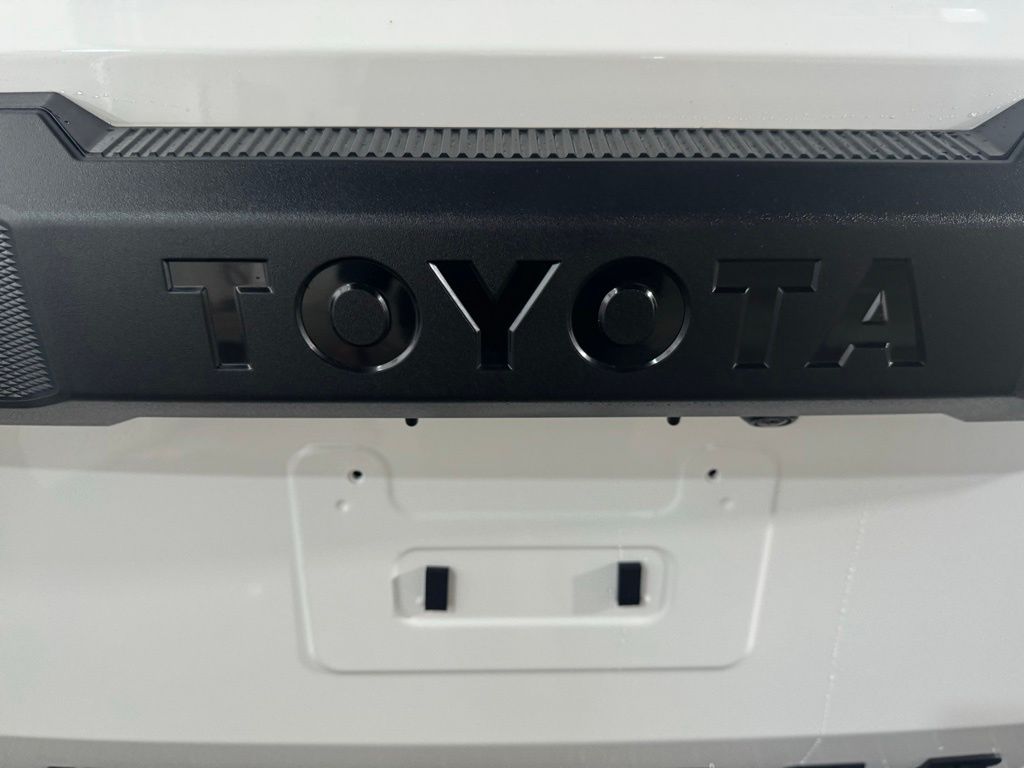 Thumbnail: 2026 Toyota 4Runner - 18