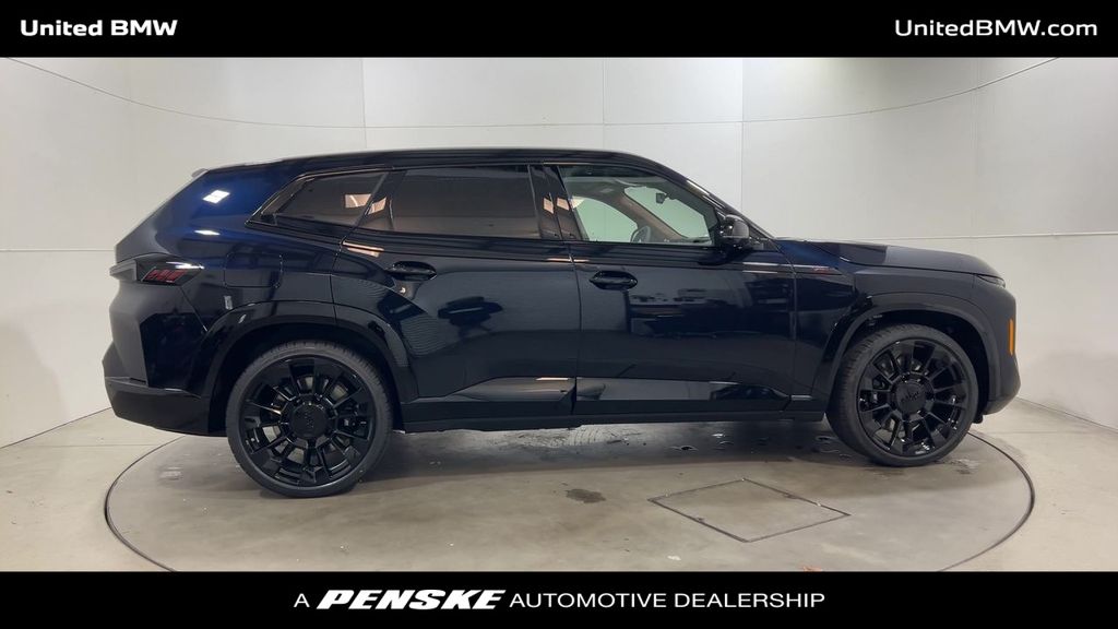 Thumbnail: 2026 BMW XM - 9