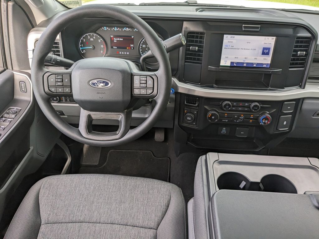 2025 Ford F-250 Super Duty XL