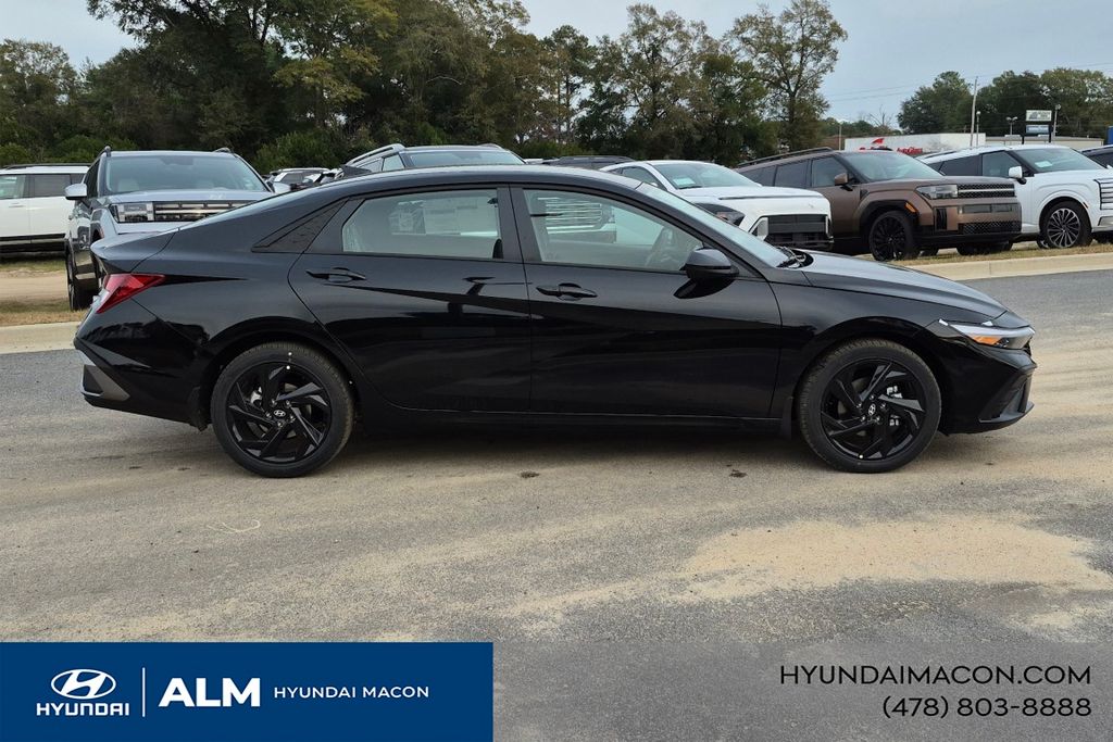 New 2026 Black HYUNDAI SEL Sport Plus image 5