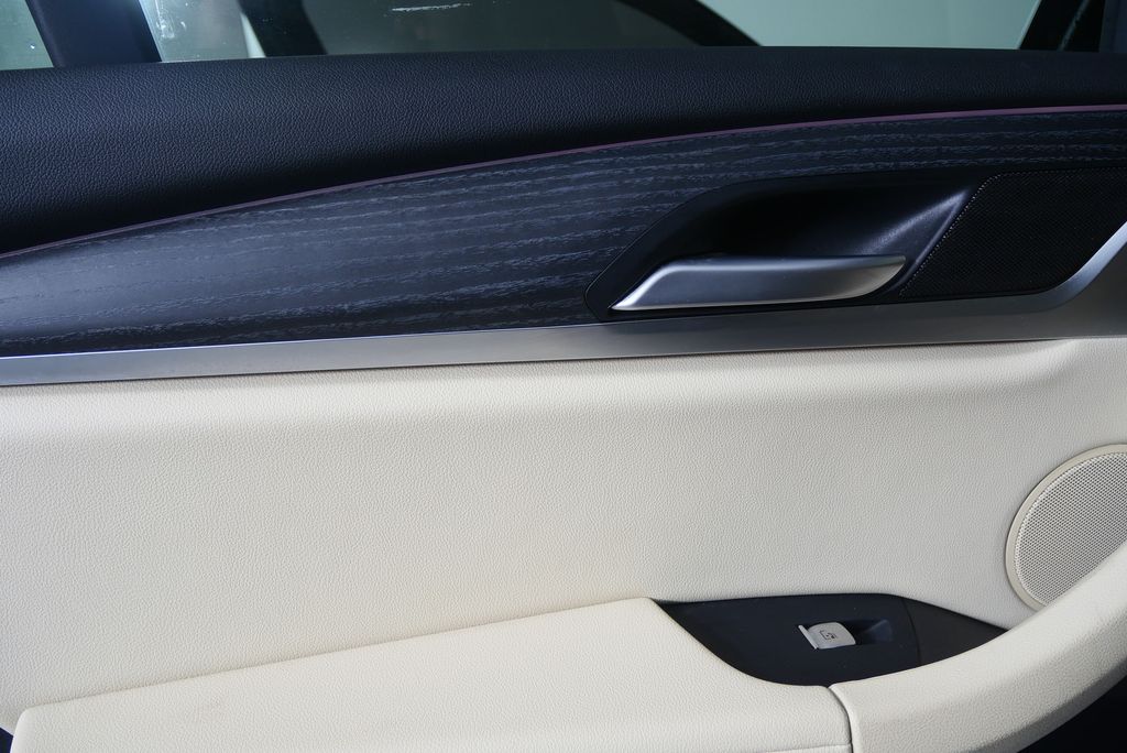 Thumbnail: 2024 BMW X3 - 13