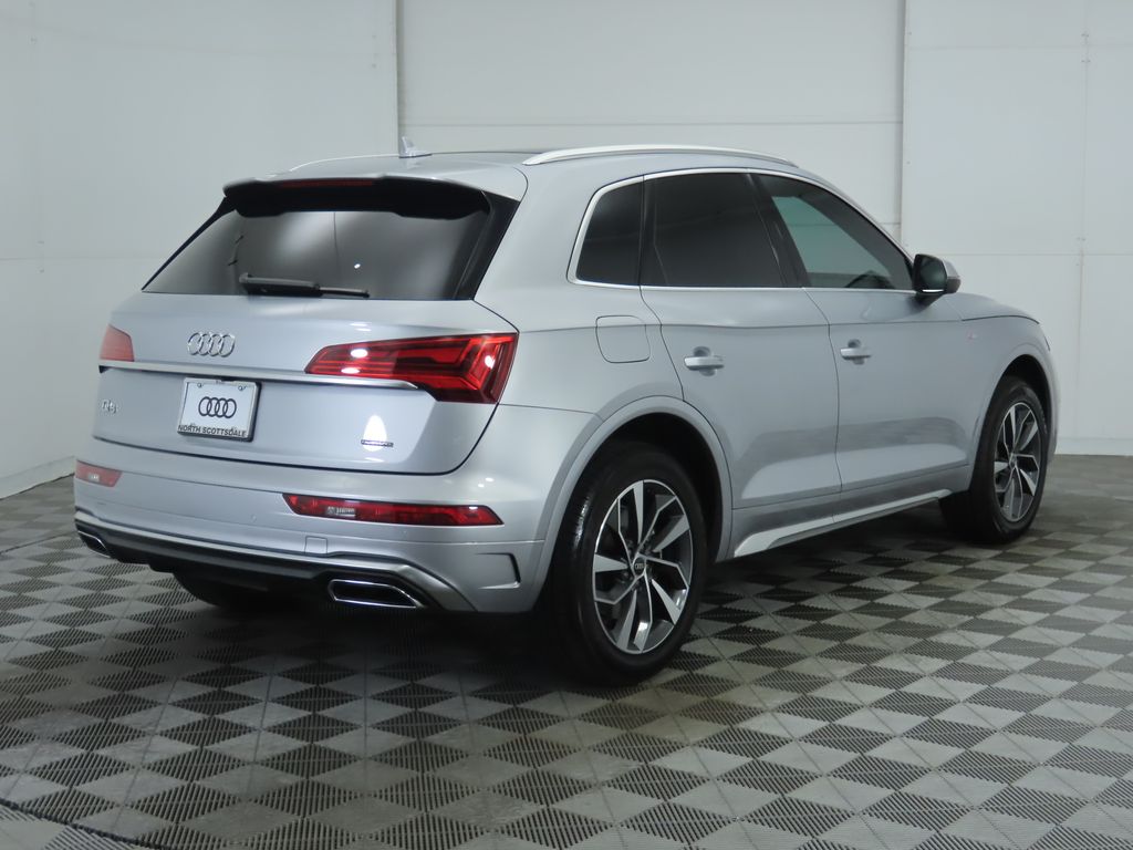 2022 Audi Q5 e Premium Plus 5