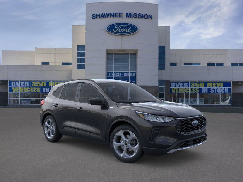 2025 Ford Escape ST-Line photo