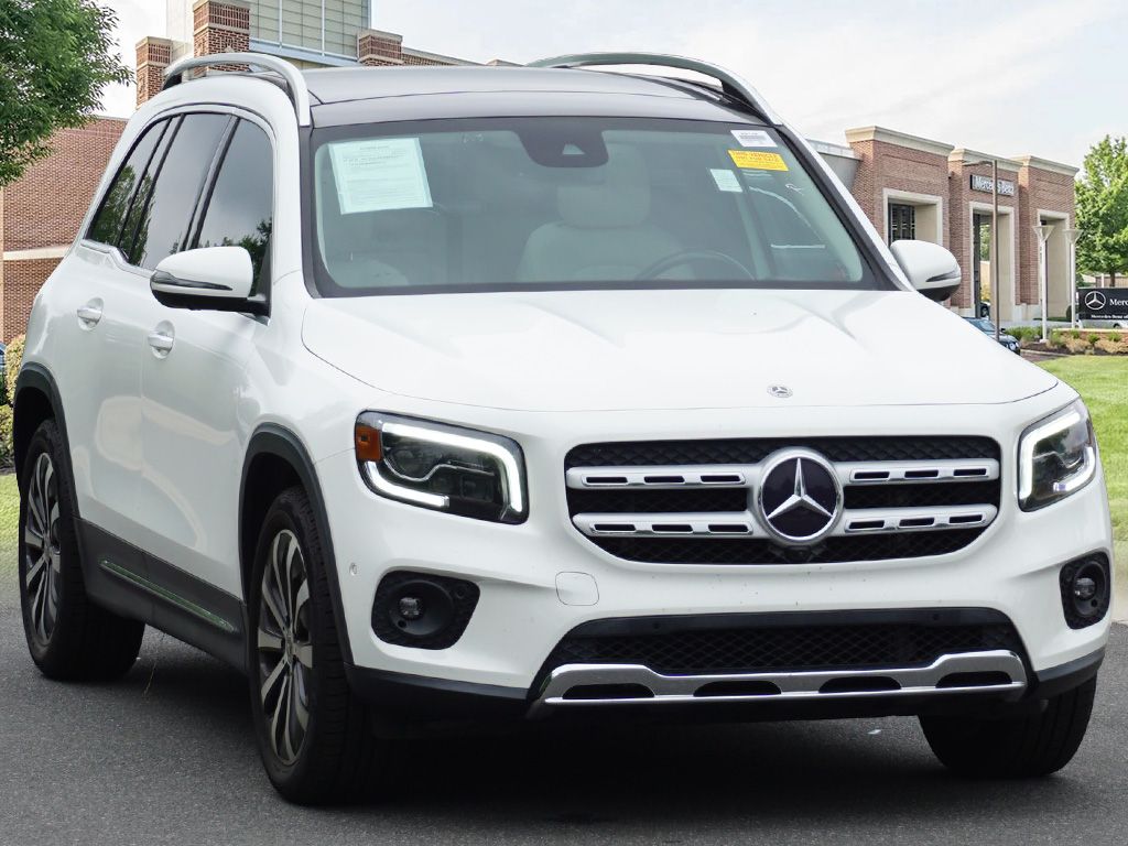 Thumbnail: 2021 Mercedes-Benz GLB - 3