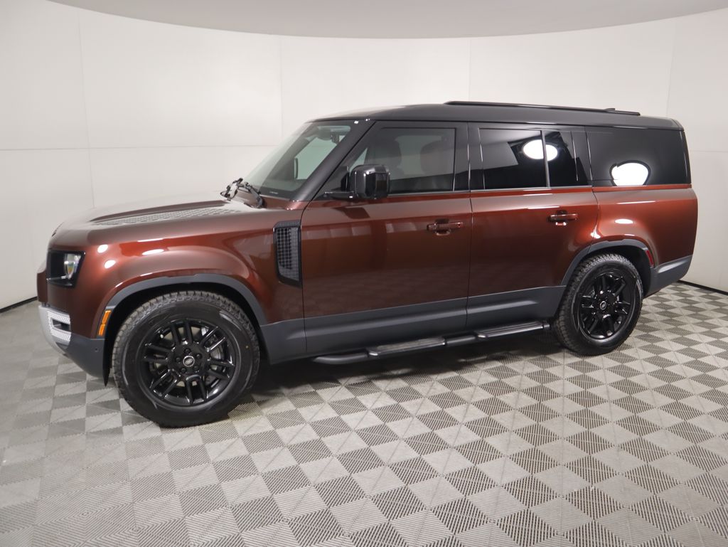 Thumbnail: 2025 Land Rover Defender - 8