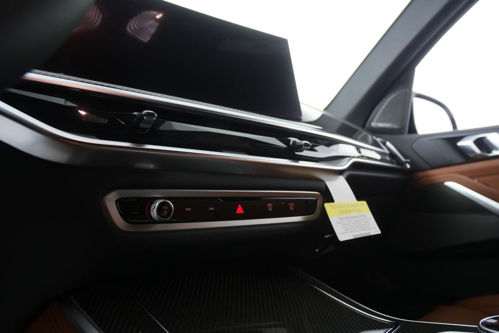 Thumbnail: 2026 BMW X5 - 21