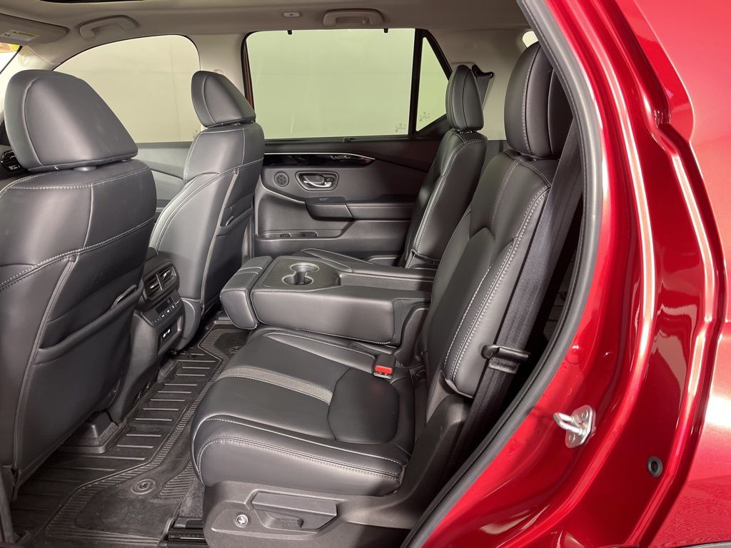 Thumbnail: 2023 Honda Pilot - 22