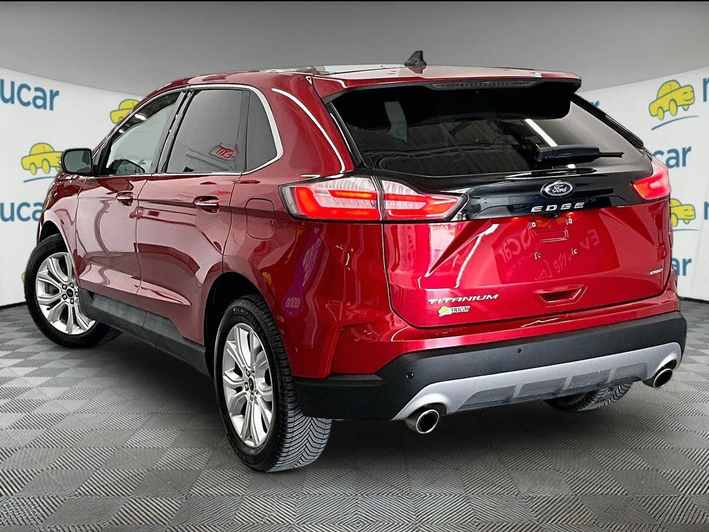 2022 Ford Edge — photo 4