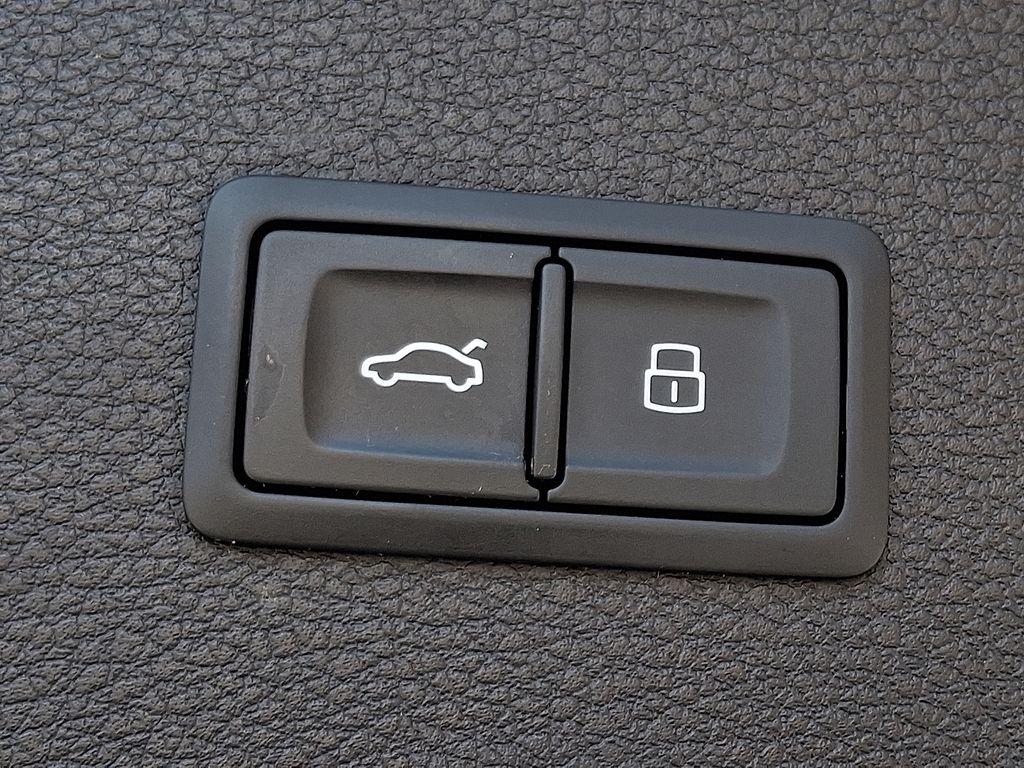 Thumbnail: 2018 Audi Q5 - 26