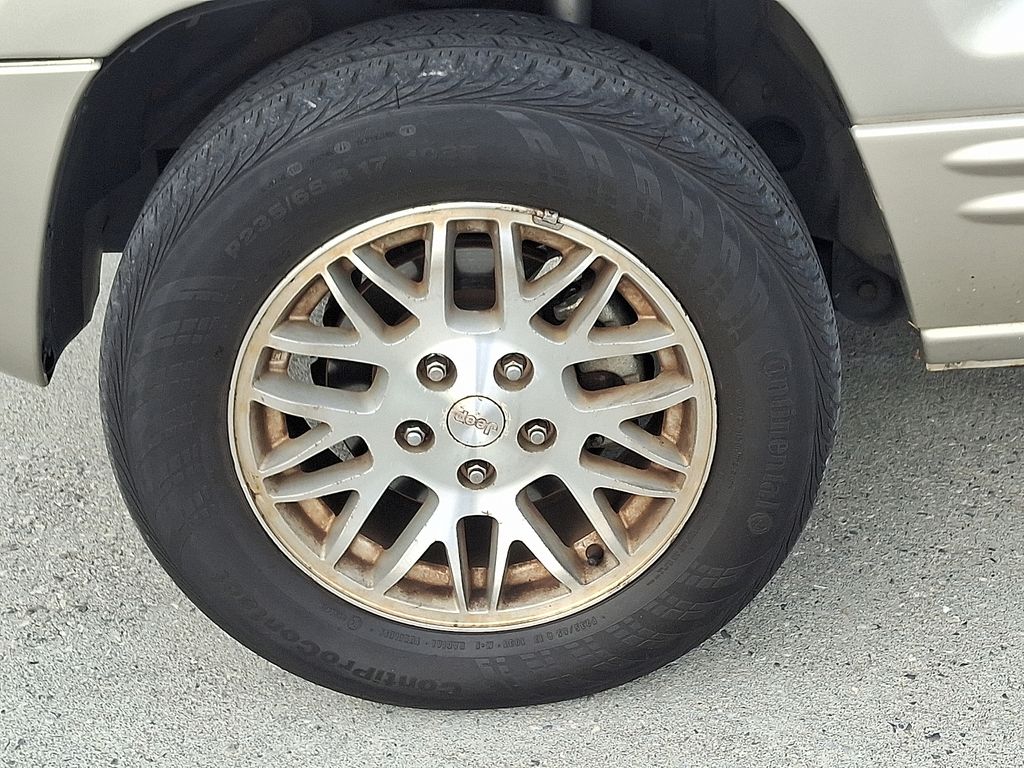 Thumbnail: 2003 Jeep Grand Cherokee - 10